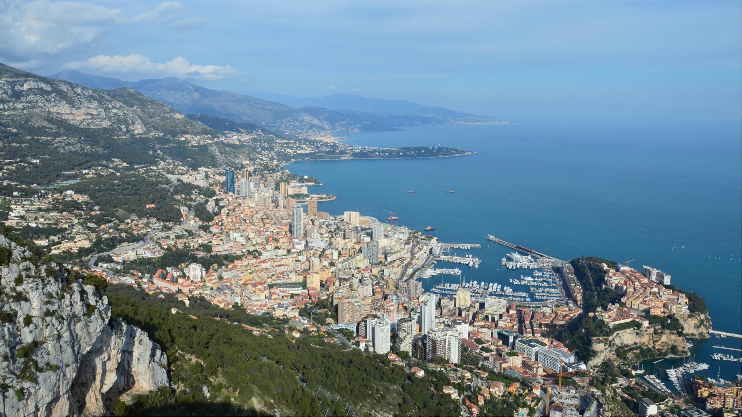 Monaco vu du ciel, le Rocher et le port