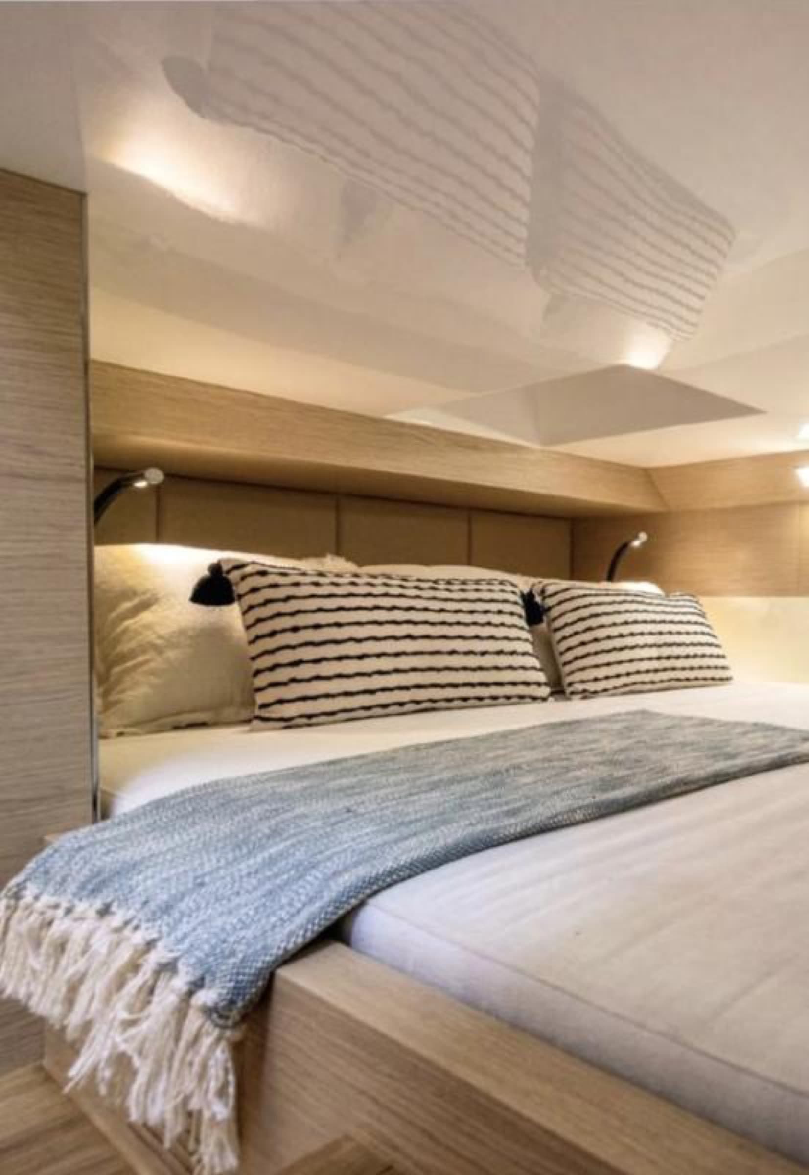 Le couchage de la cabine du Sacs Rebel 47